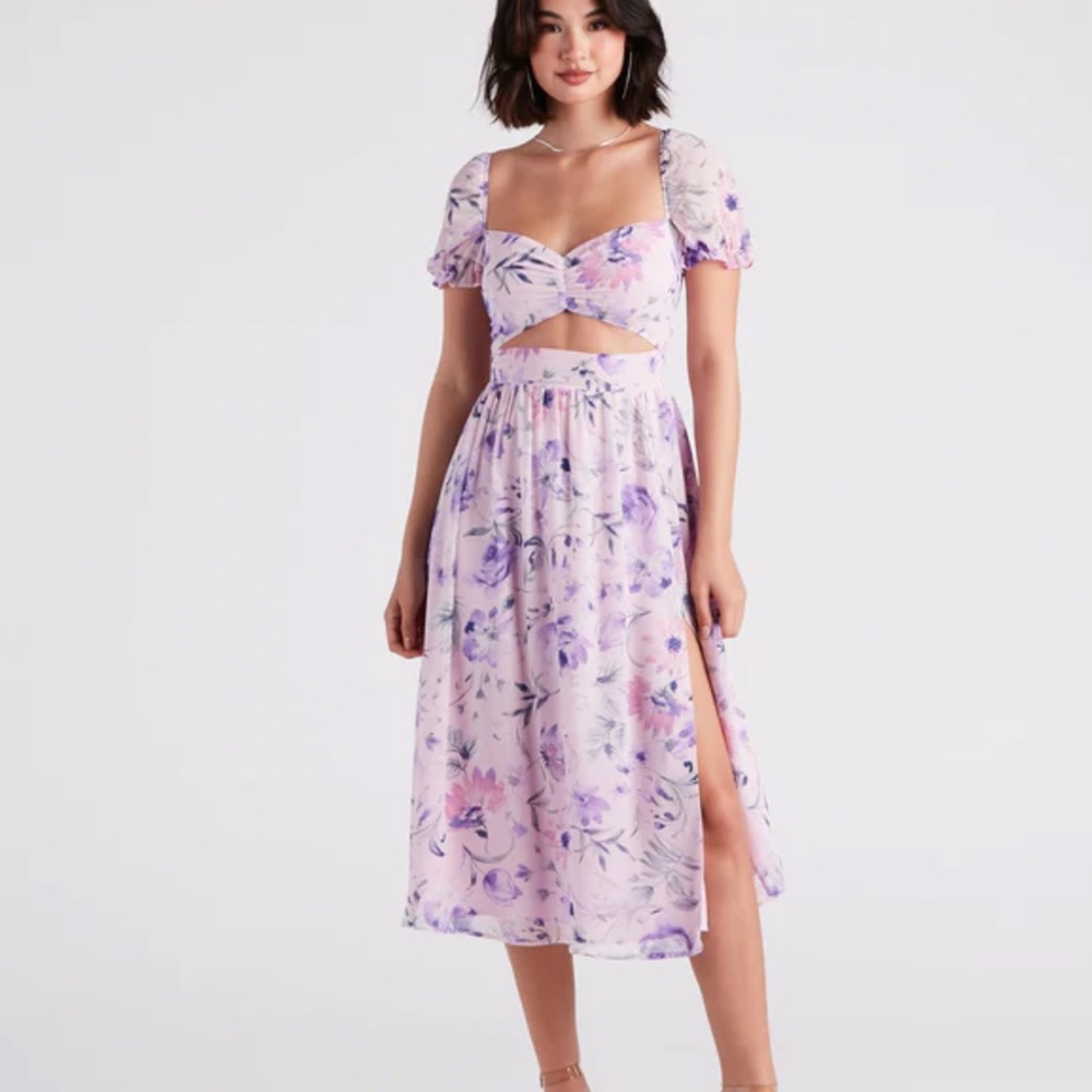 NWT Windsor Life’s a Breeze Floral Cutout Midi Dress